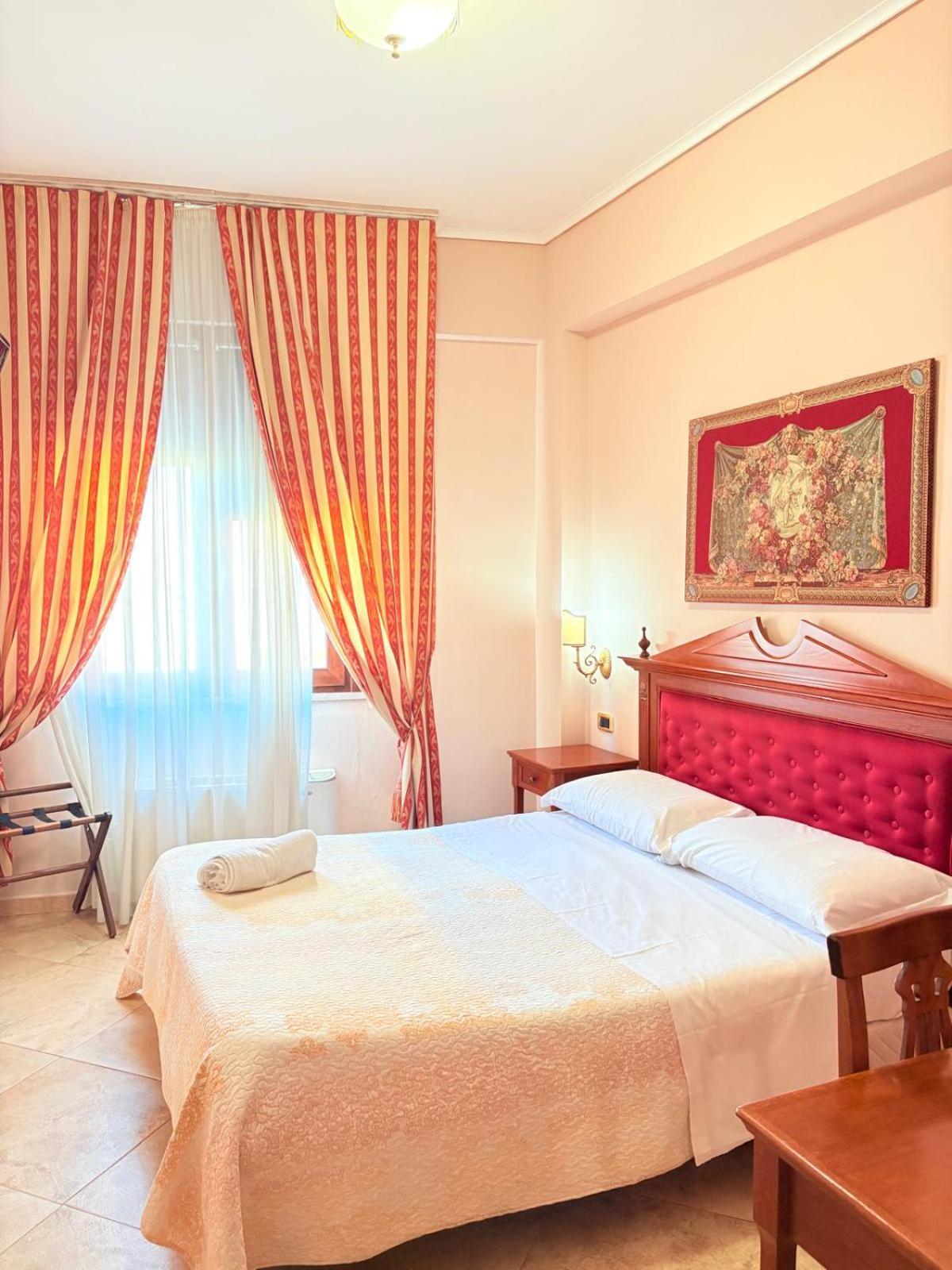 D'Angelo Palace Hotel มาซารา เดล วัลโล ภายนอก รูปภาพ